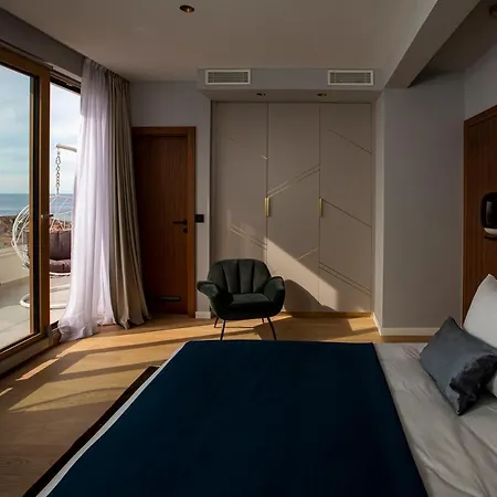 T - Wellness And Luxury With Spectacular Old Town View