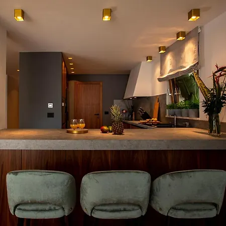 T - Wellness And Luxury With Spectacular Old Town View *