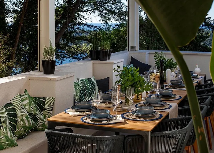 T - Wellness And Luxury With Spectacular Old Town View Vila *