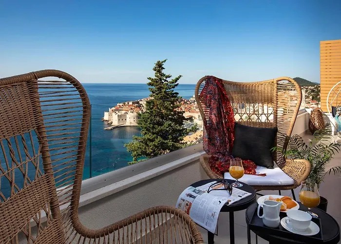 T - Wellness And Luxury With Spectacular Old Town View *