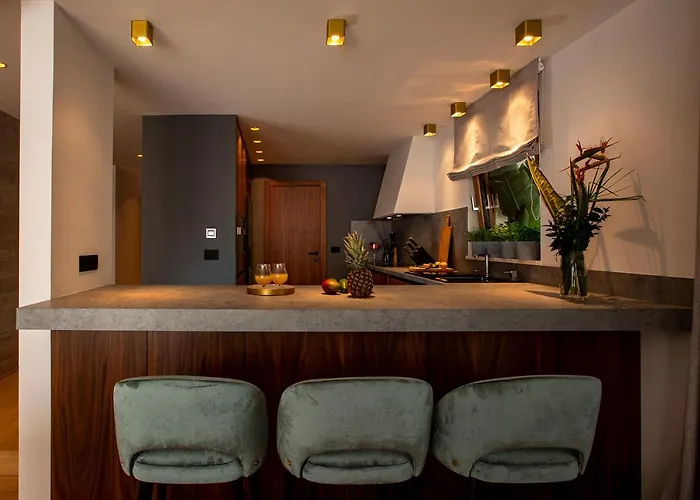 T - Wellness And Luxury With Spectacular Old Town View *