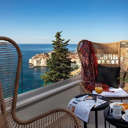 T - Wellness And Luxury With Spectacular Old Town View *